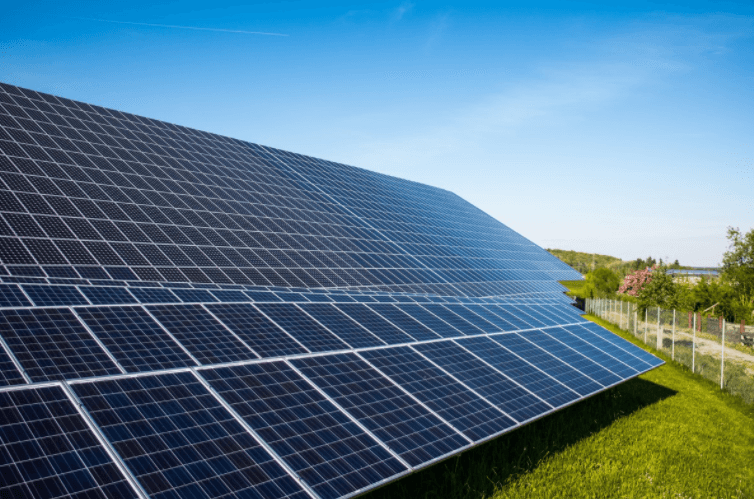 The Positive & Negative Effects of Solar Power Panels on The Environment Solar Panel America